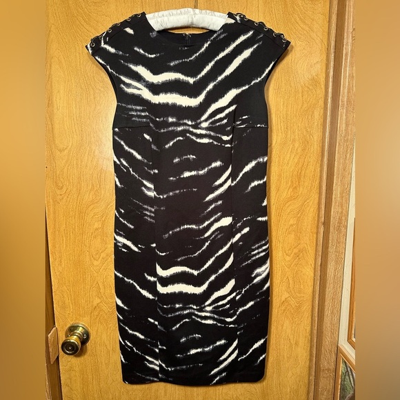 Michael Kors size small zebra print sheath dress - Picture 2 of 10